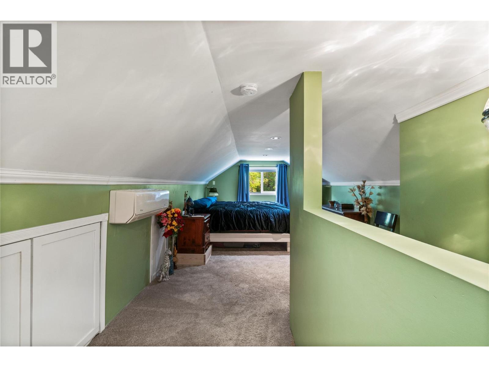 410 Foothill Road SW - 30