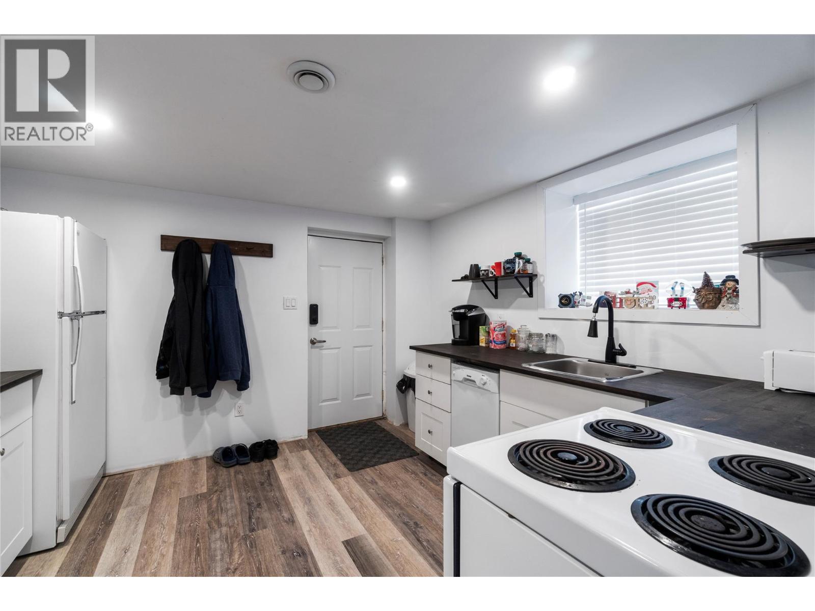 410 Foothill Road SW - Image 34