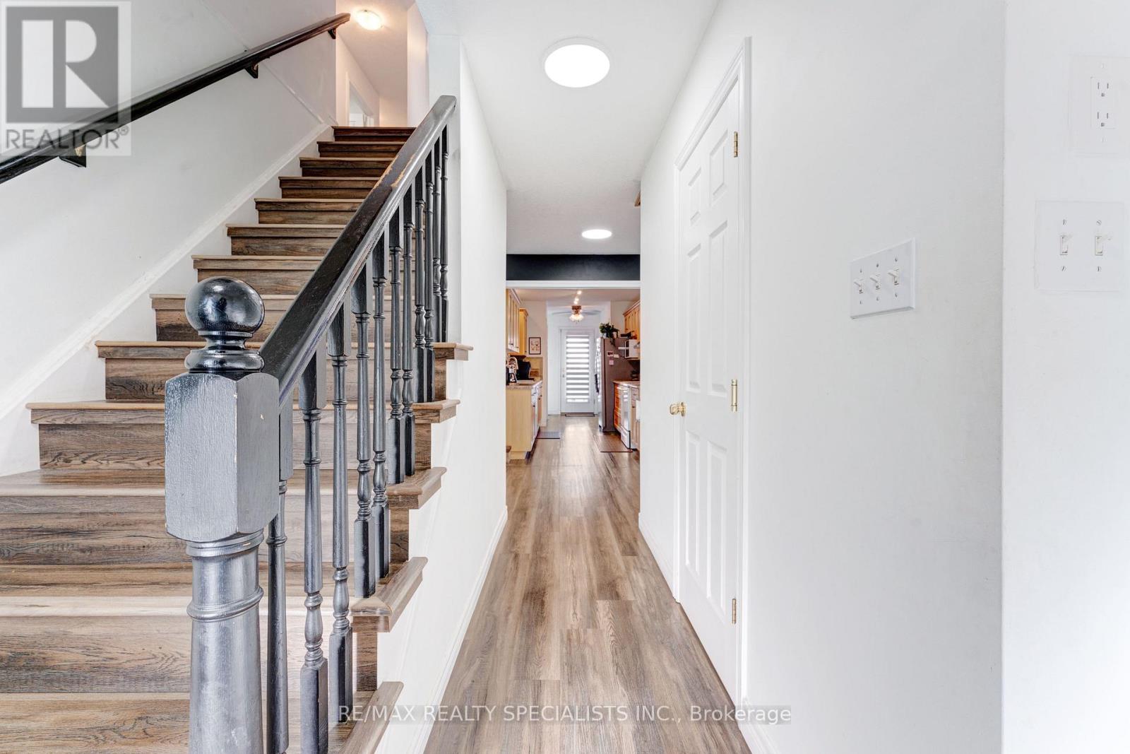 71 MCFARLANE DRIVE - Image 8