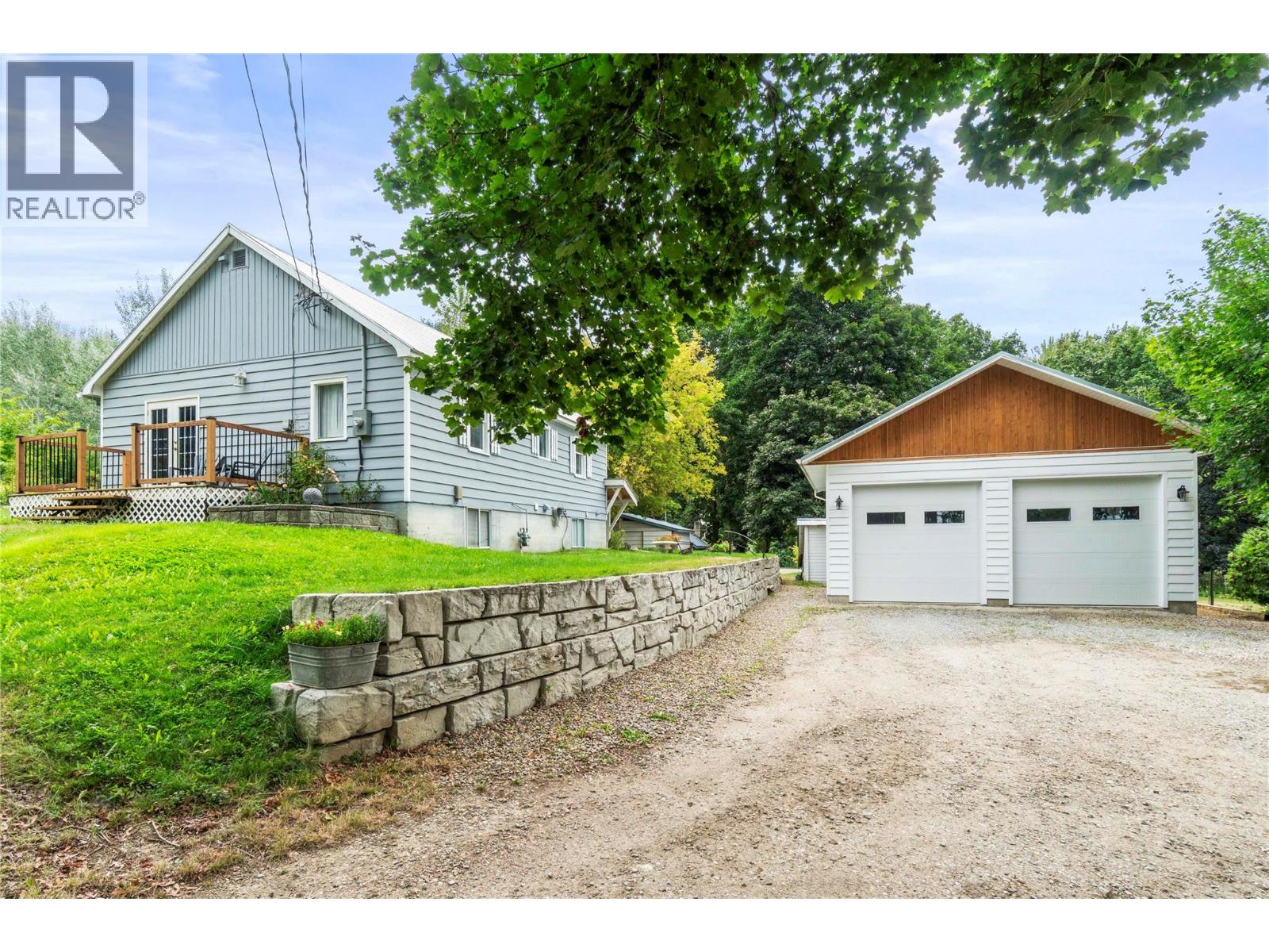 410 Foothill Road SW - 1