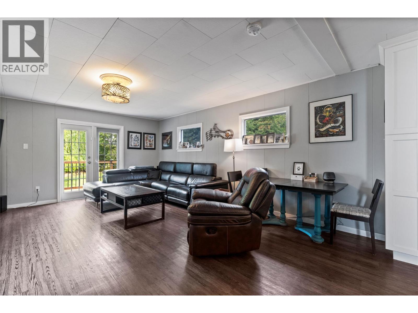410 Foothill Road SW - Image 17