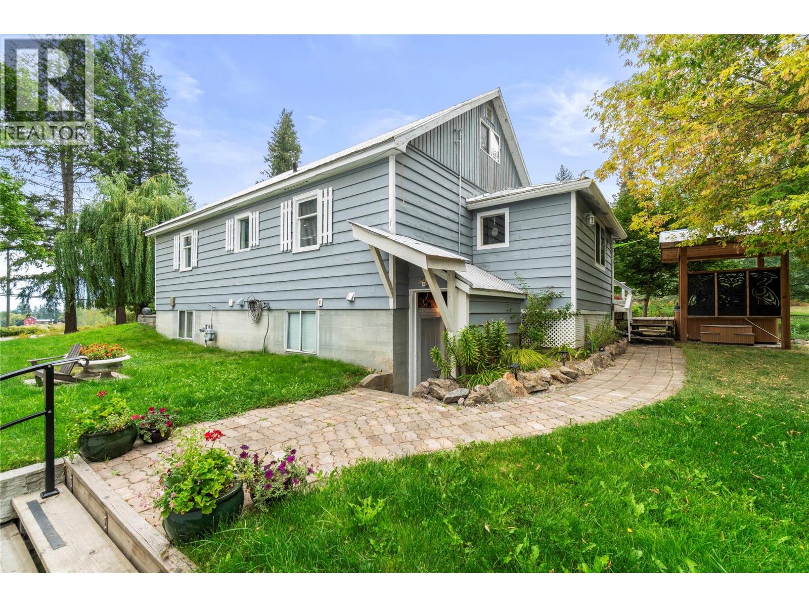 410 Foothill Road SW - 57
