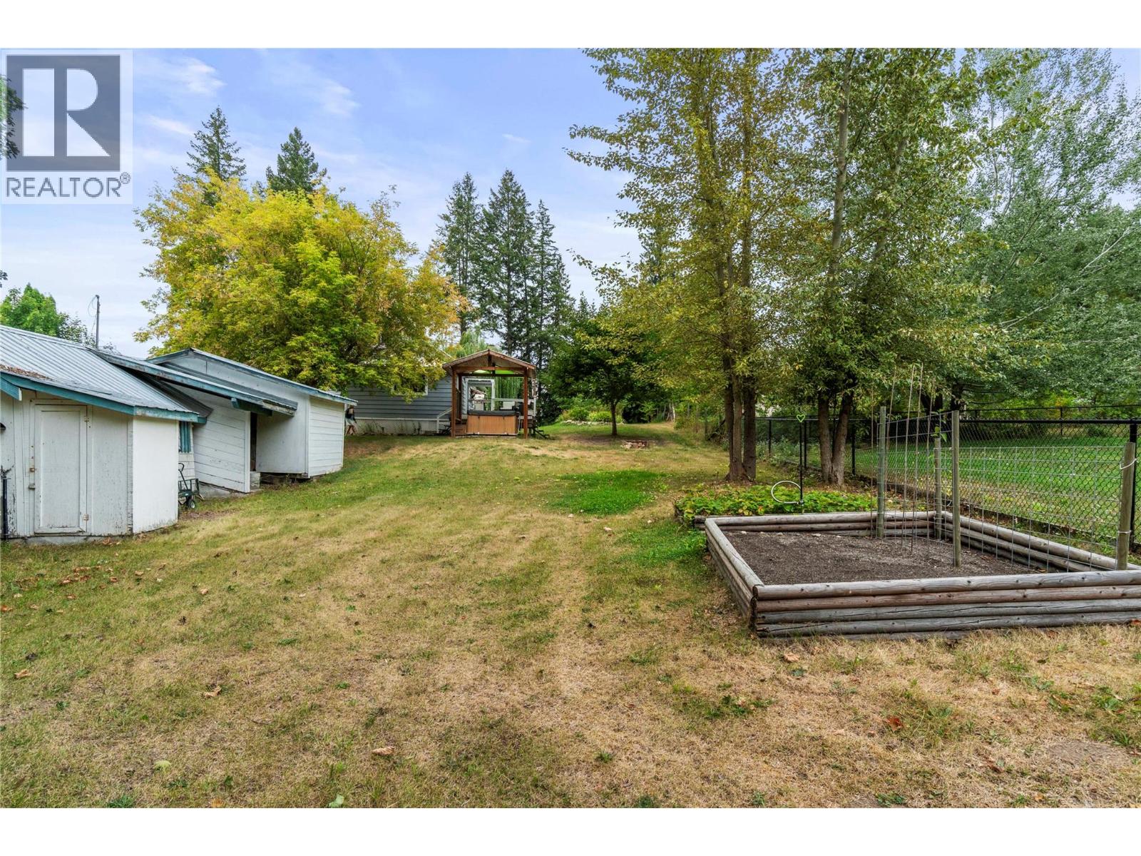 410 Foothill Road SW - 48