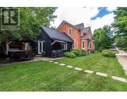 Kitchen - 16 Peter Street, Grey Highlands, ON N0C1E0 Photo 7