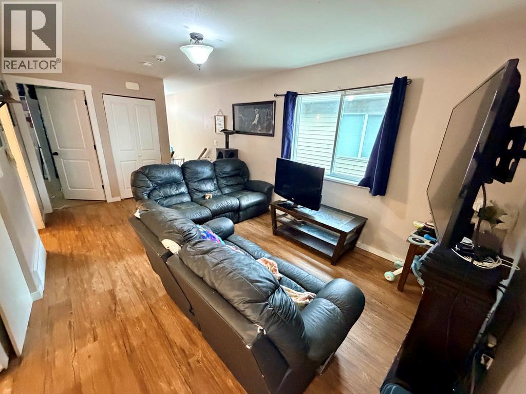 8201 18 Street - 15
