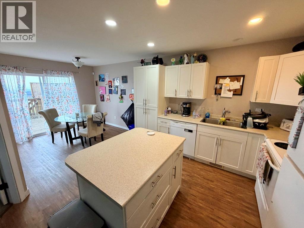 8201 18 Street - 17
