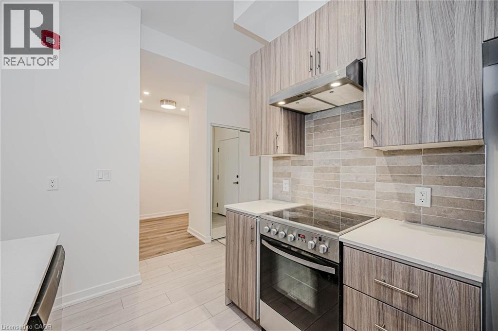 #106 4040 UPPER MIDDLE Road - 15