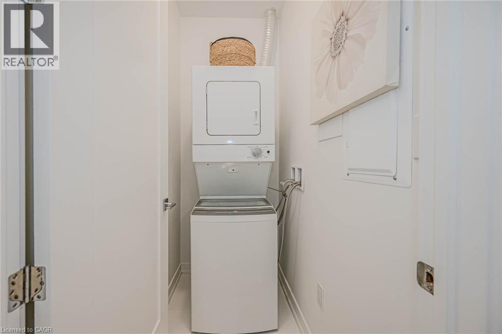 #106 4040 UPPER MIDDLE Road - 31