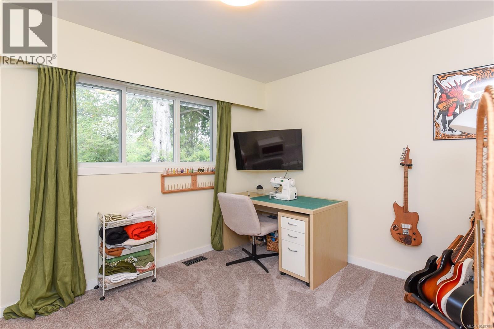 4659 McQuillan Rd - 28