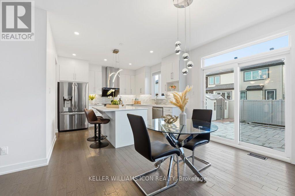 65 AXEL CRESCENT - 16