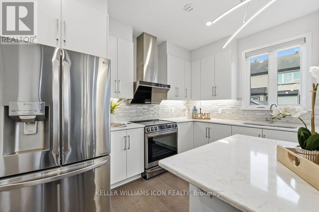 65 AXEL CRESCENT - 21