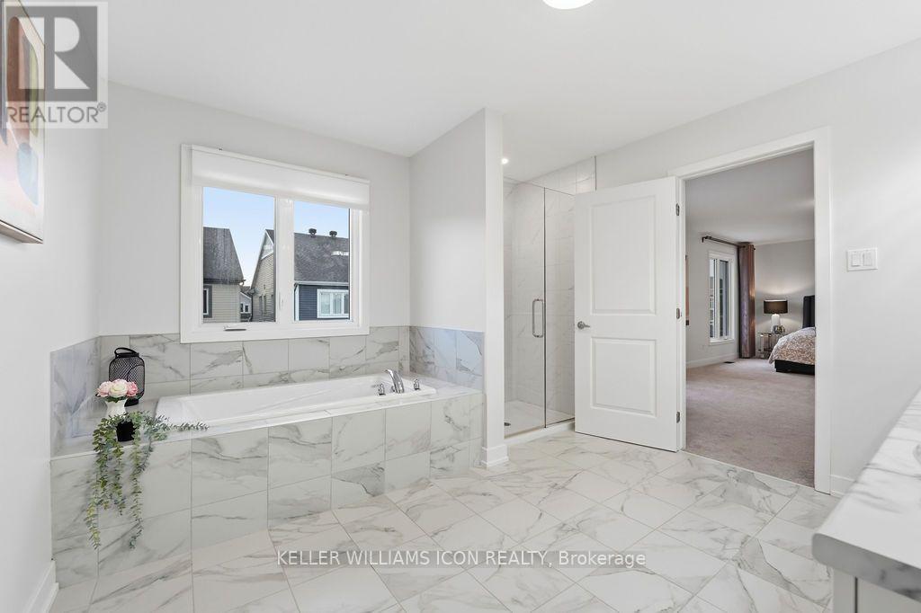 65 AXEL CRESCENT - Image 31