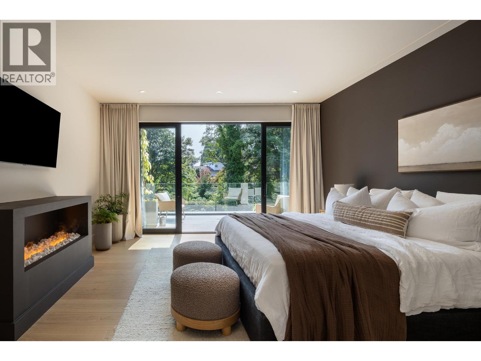 450 MACBETH CRESCENT, West Vancouver