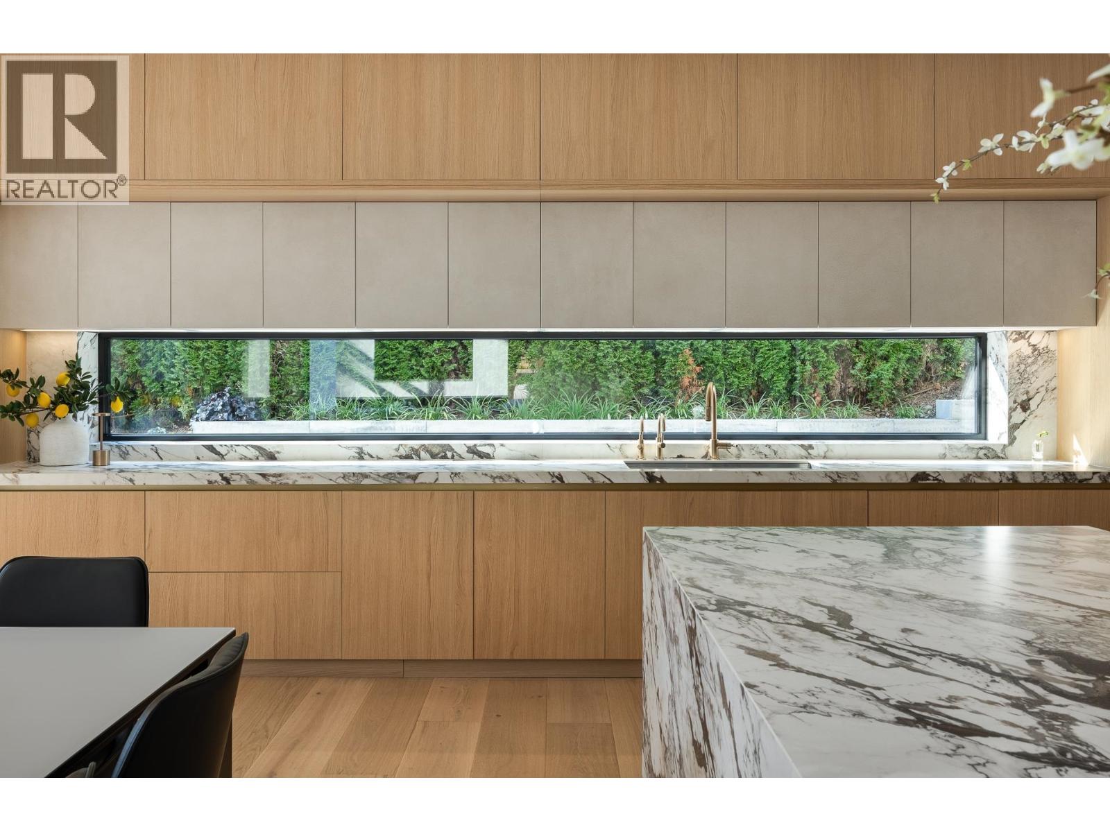 450 MACBETH CRESCENT, West Vancouver