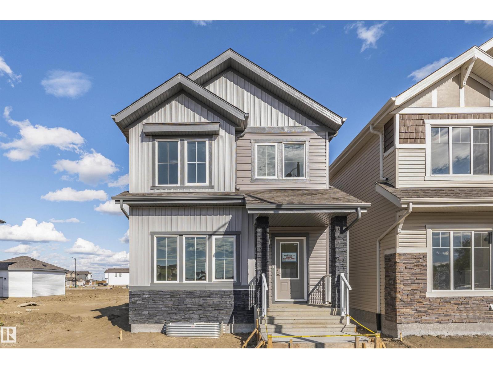 1531 211 ST NW, Edmonton, Alberta, T6M2M7