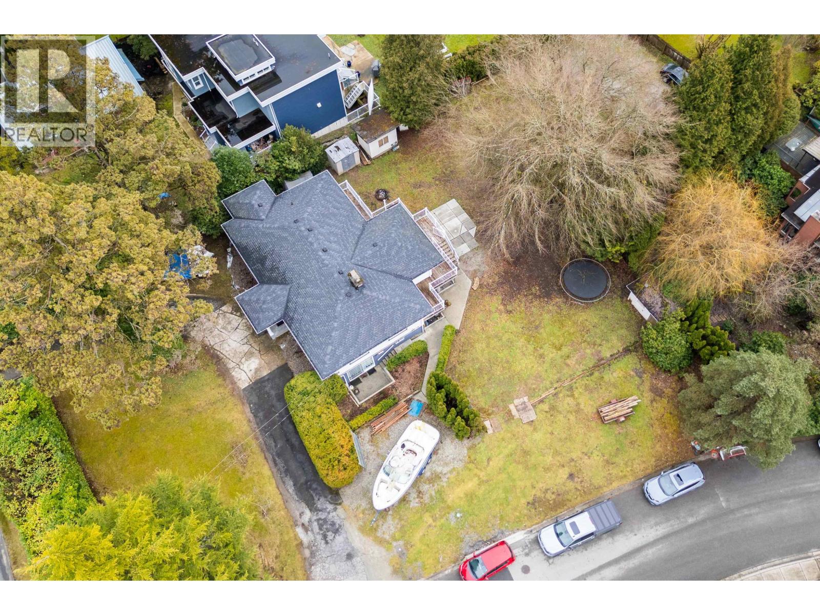 21290 RIVER Road, Maple Ridge, British Columbia, V0V0V0, Maple Ridge, British Columbia — photo 2 of 5