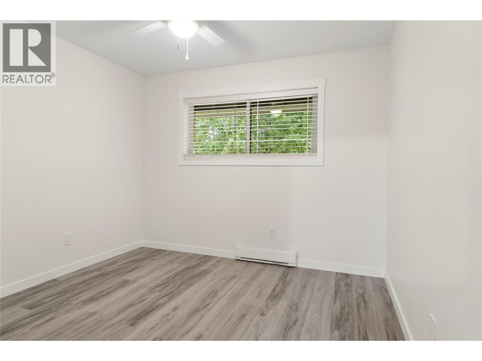 #11 200 Gerstmar Road - 9