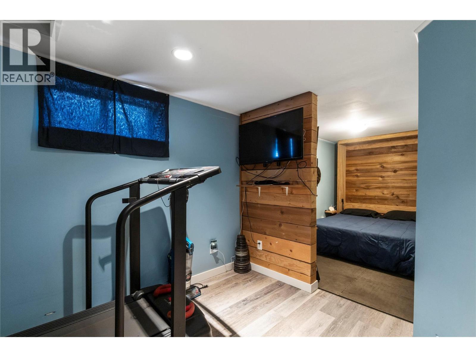 410 Foothill Road SW - Image 32