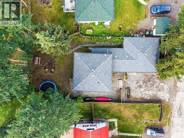 6 CHALET CRESCENT - Image 33