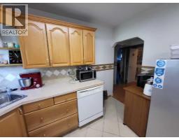 2522 17 Street SE - photo 6