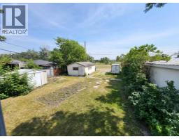 2522 17 Street SE - photo 4