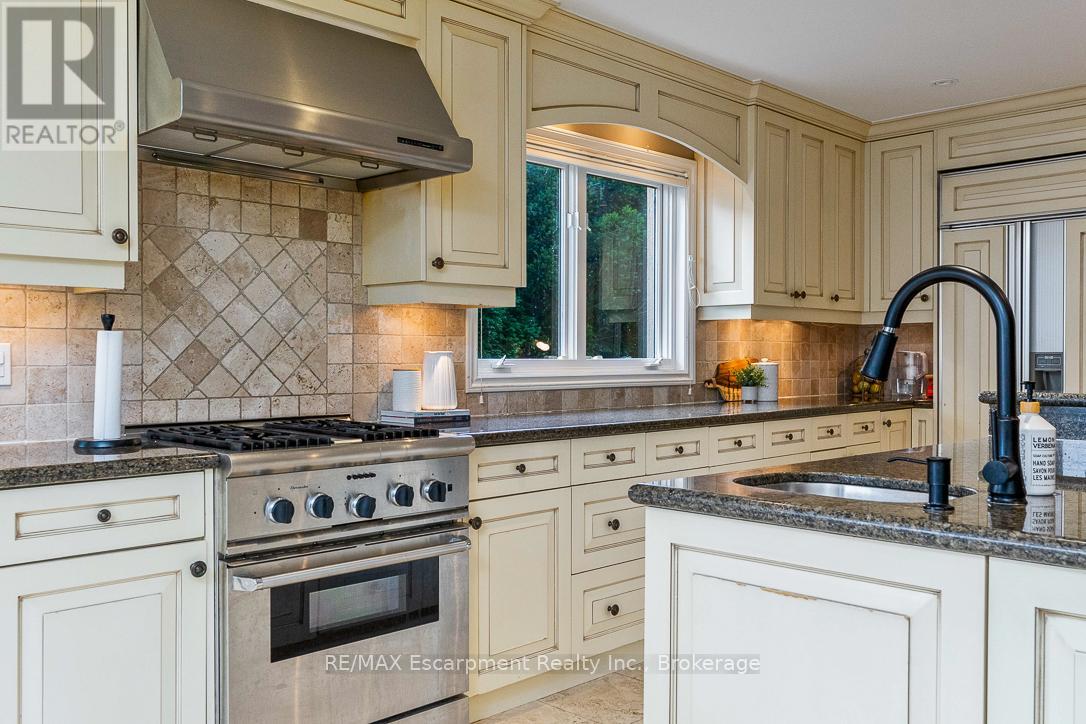 2372 CARRINGTON PLACE - Image 16