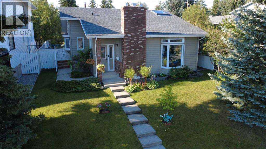 151 Sandstone Place NW - 1