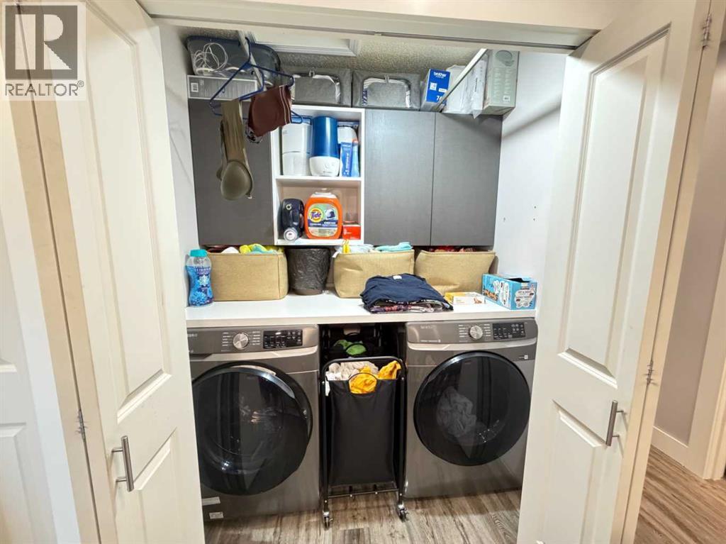 151 Sandstone Place NW - 22