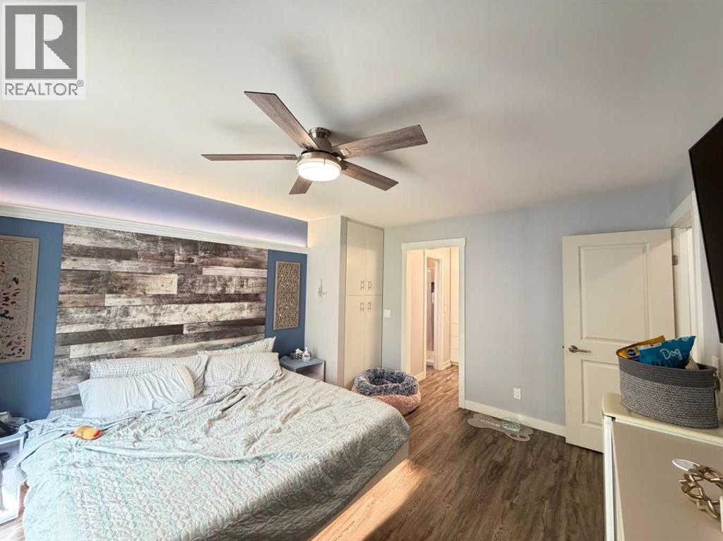 151 Sandstone Place NW - 24