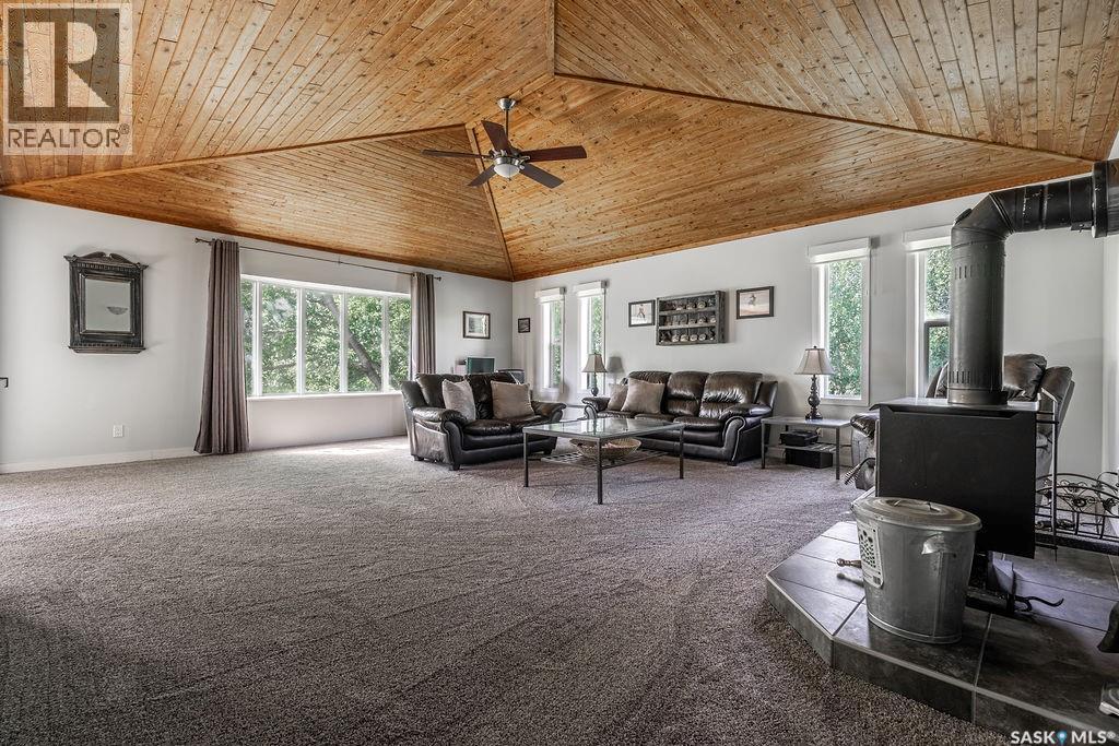 Martens Acreage, Montrose Rm No. 315 — photo 6