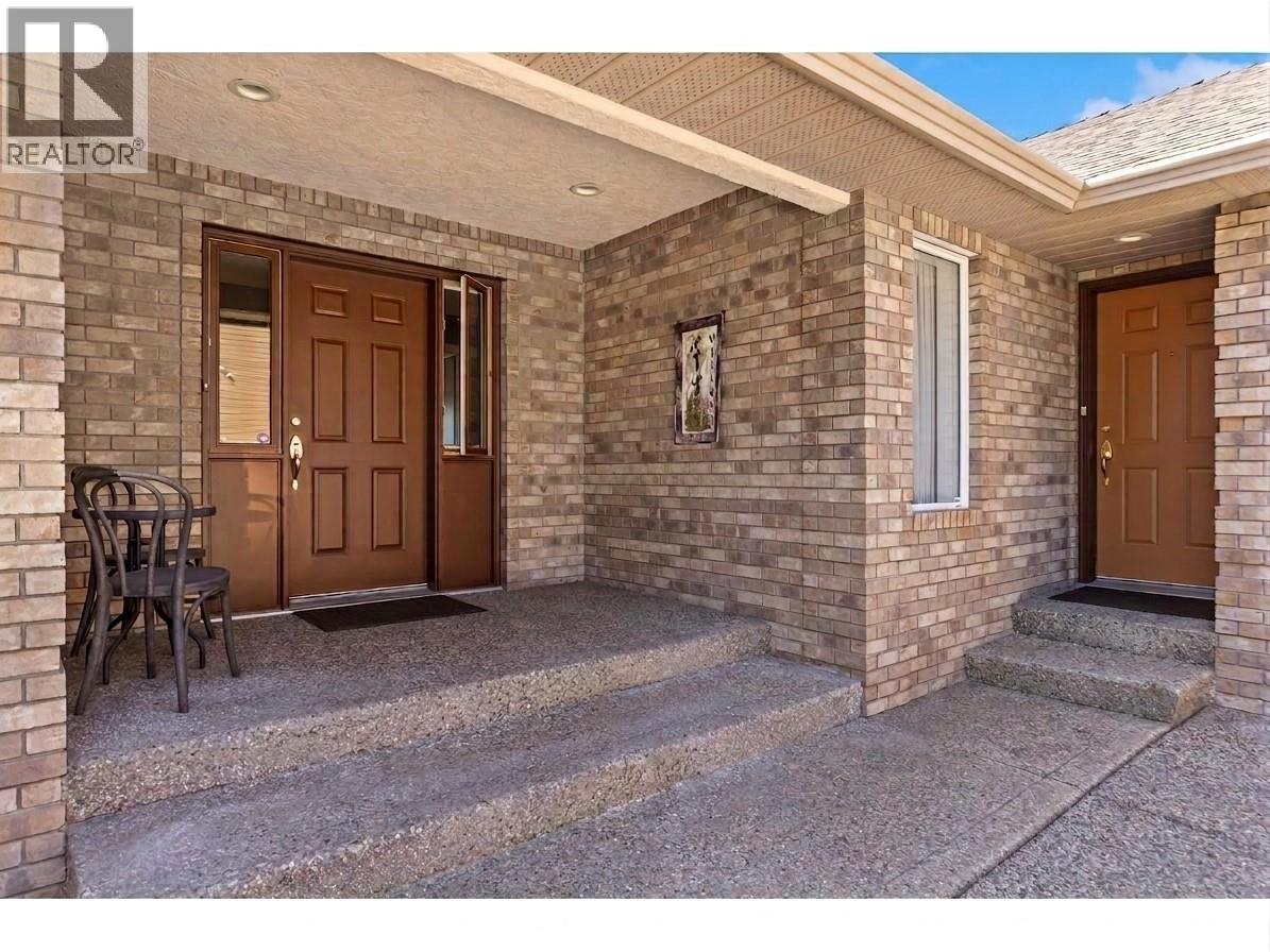  5990 Victoria Street, Peachland