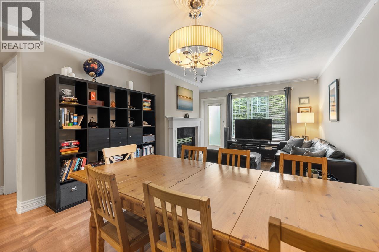 12 230 TENTH STREET, New Westminster