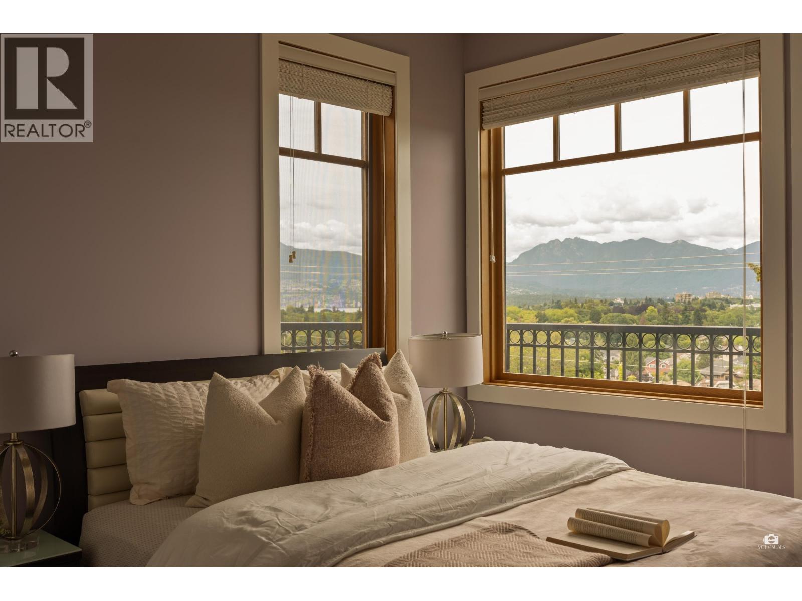 3936 QUESNEL DRIVE, Vancouver