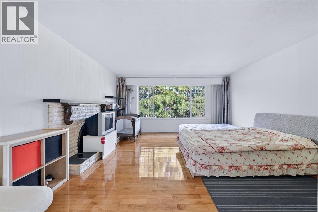 9491 SEACOTE ROAD, Richmond