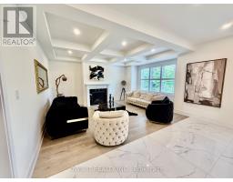 33 Lost Canyon Way, Brampton, ON L6X3A6 Photo 11
