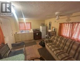 892 Parkheights Dr, Sooke, BC V9Z1B5 Photo 12