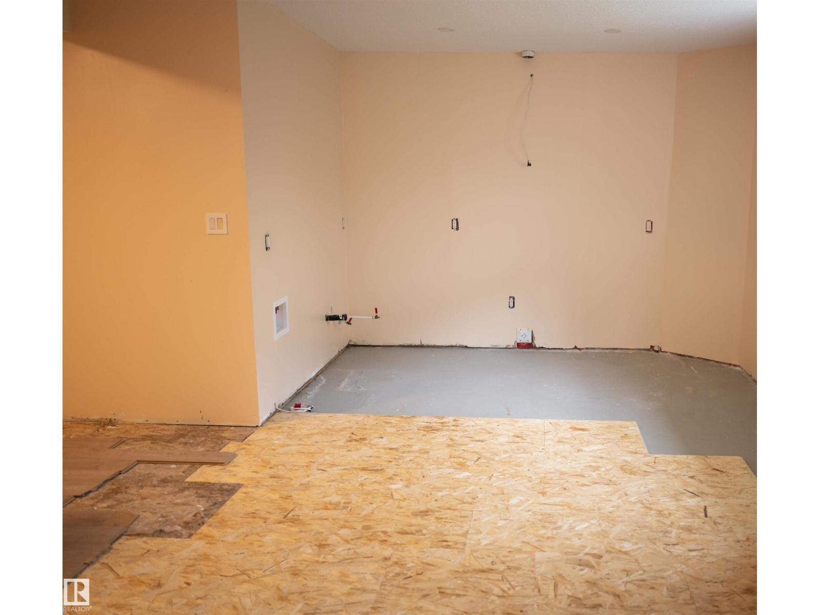 16503 68 ST NW - 19
