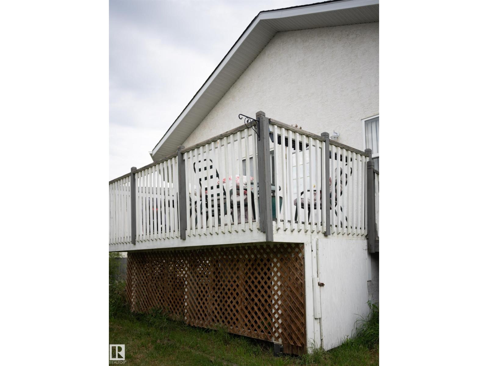 16503 68 ST NW - 27