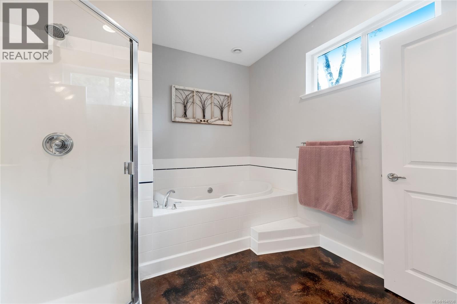 4151 Quadra St, Saanich