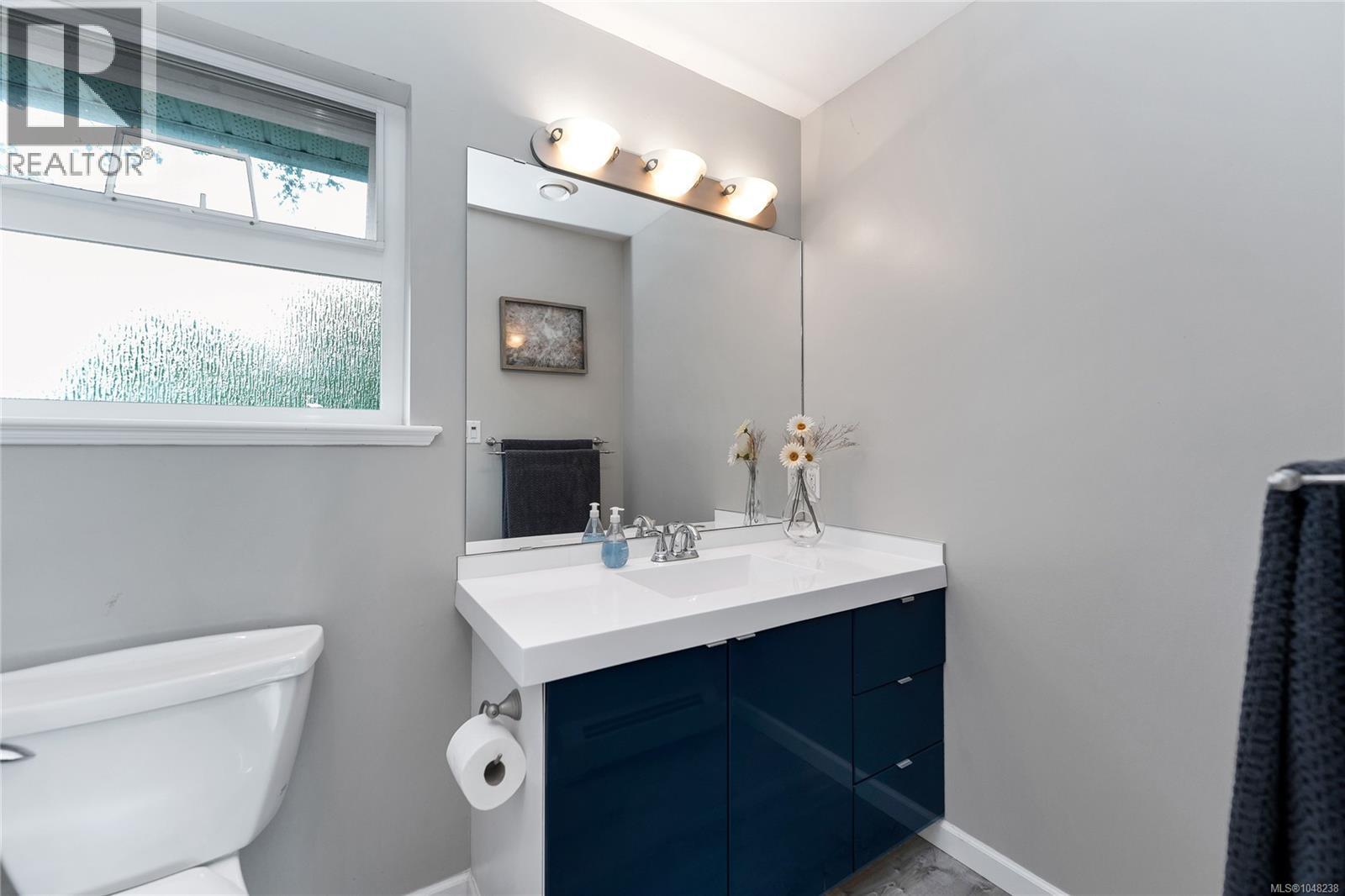 4151 Quadra St, Saanich