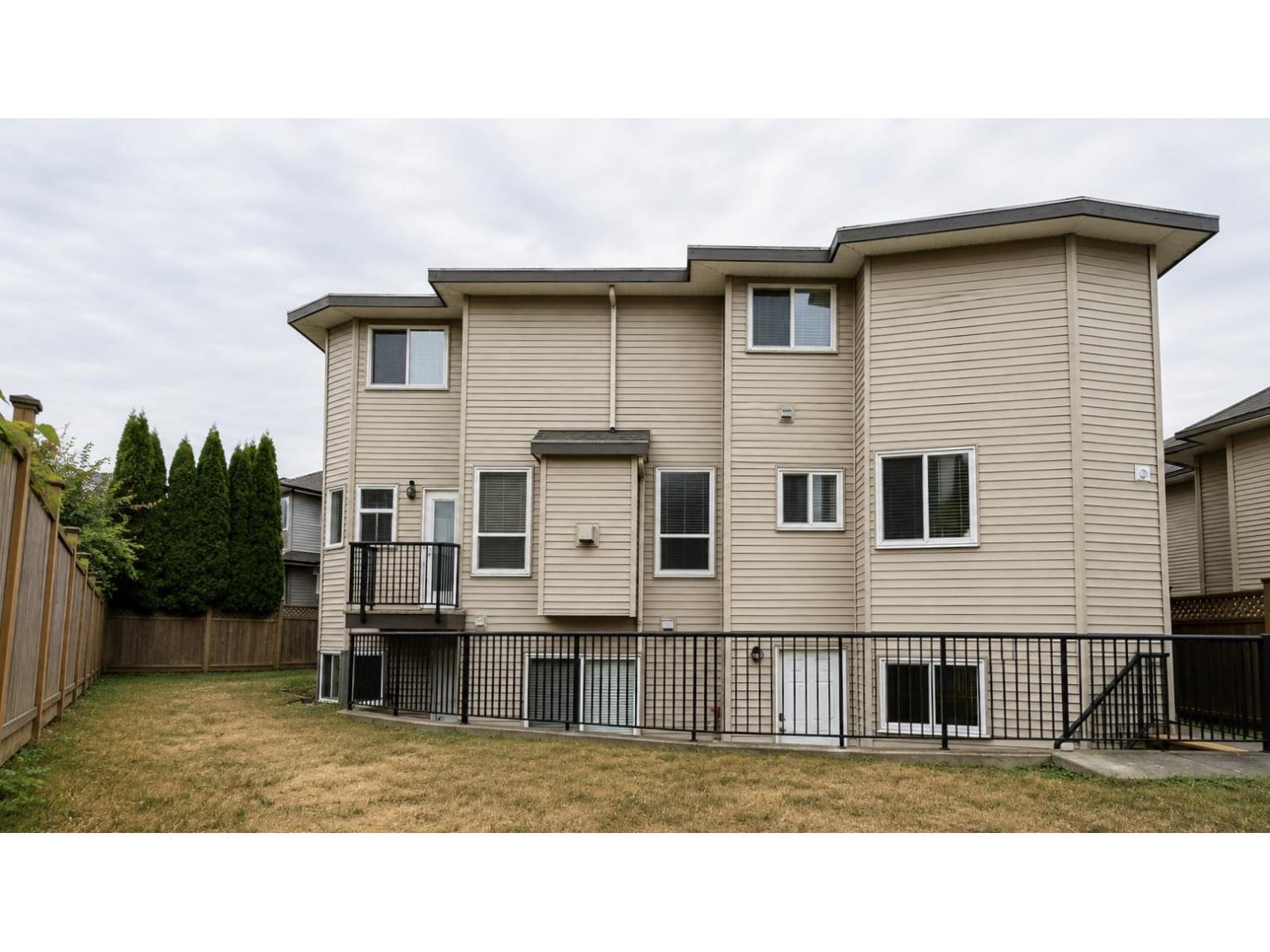 7 Bed, 6 Bath House for Sale in Surrey – 14585 59A AVENUE, Surrey – MLS# R3160198 - Image 25