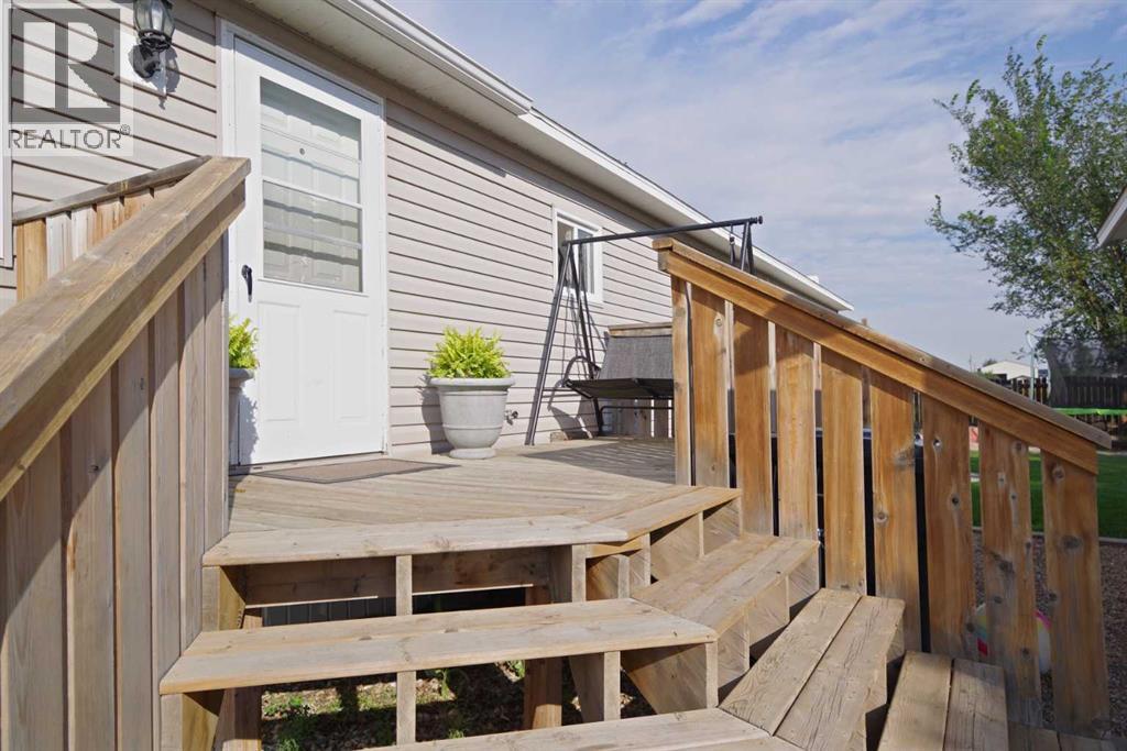 817 2 Street S - 20