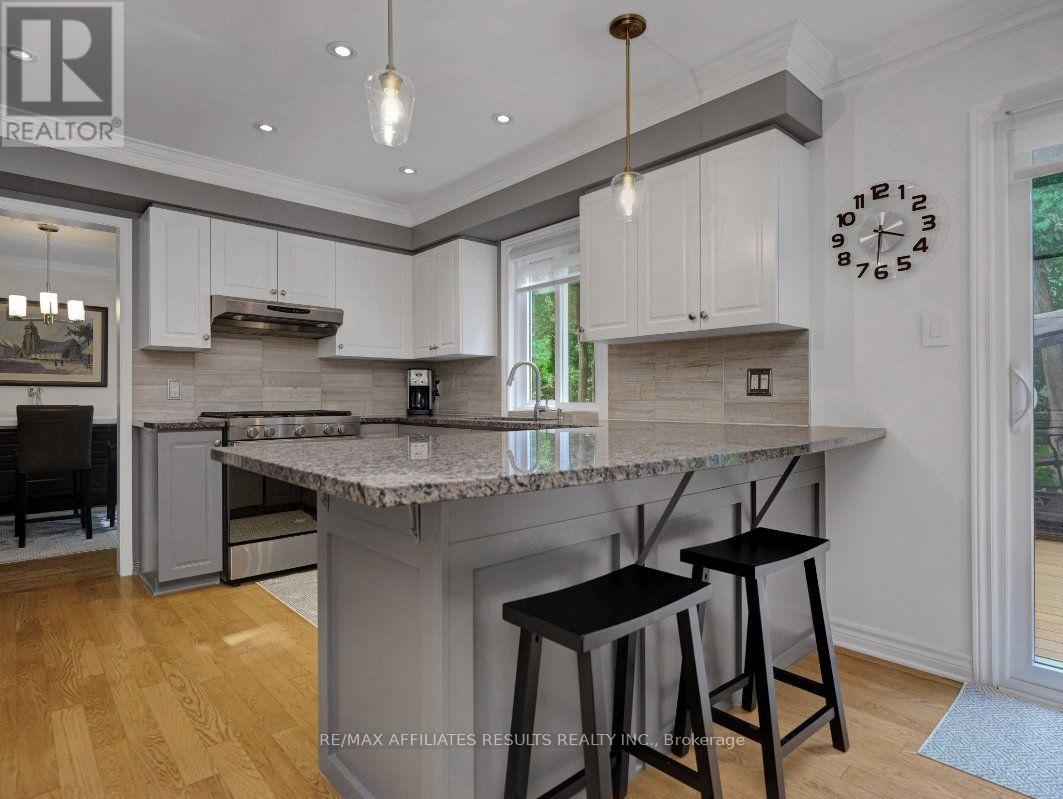 39 KYLE AVENUE - Image 12