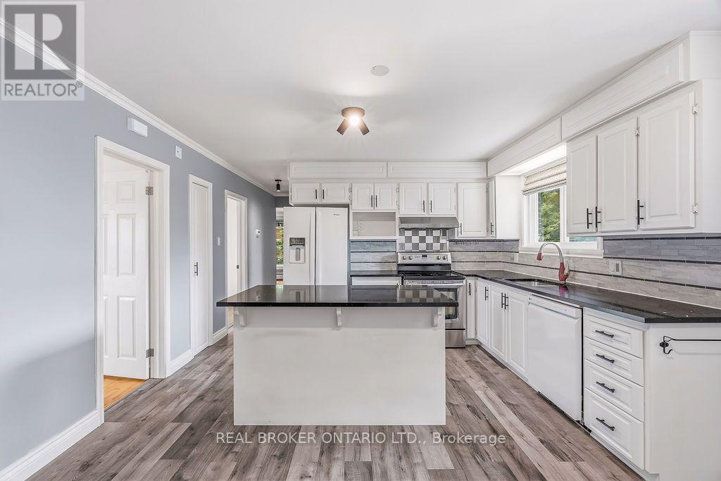 257 LAVERGNE STREET - 11
