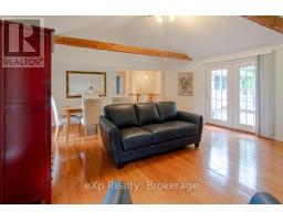 Living room - 92 Parkside Avenue, South Bruce Peninsula, ON N0H2T0 Photo 7