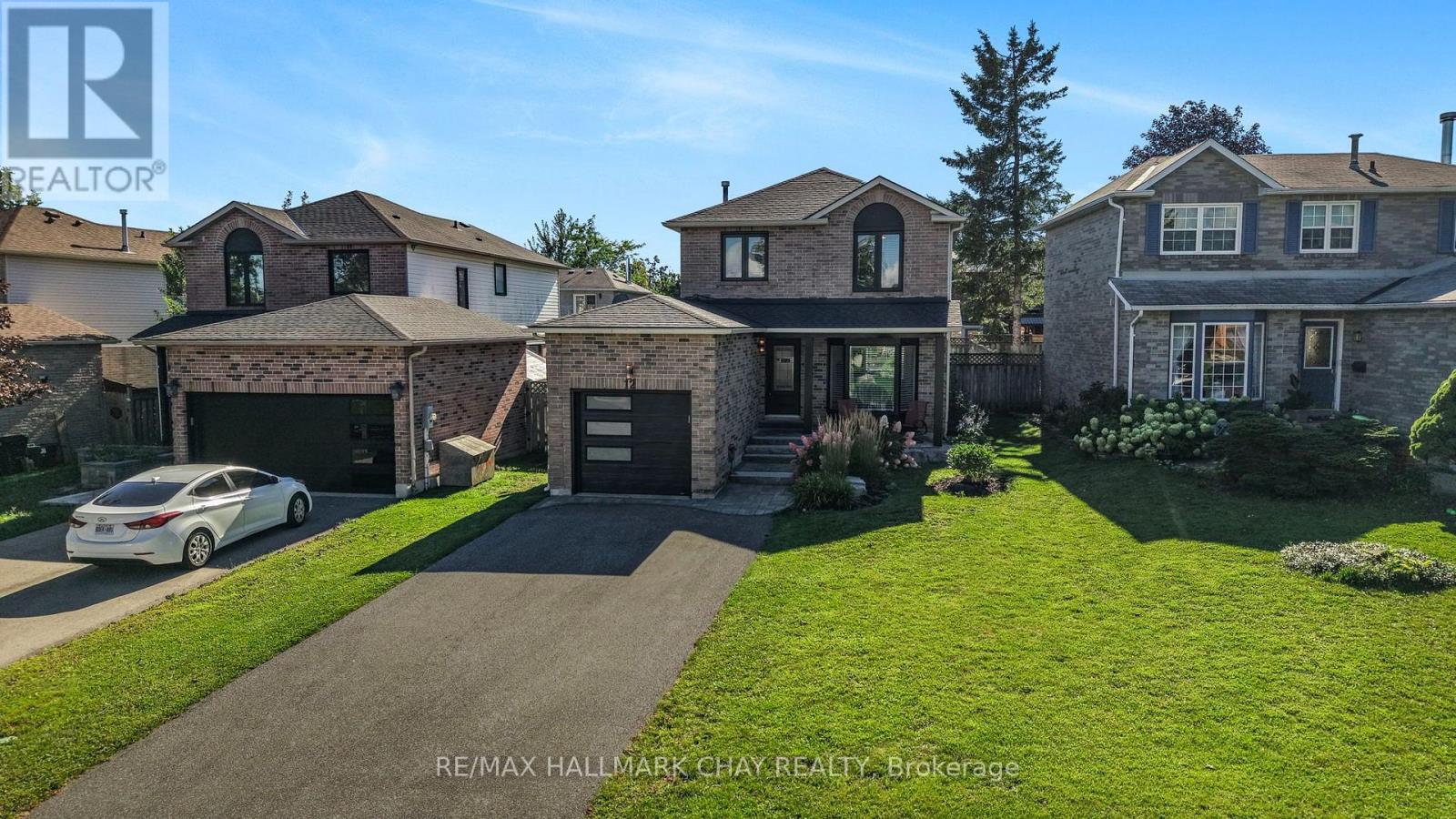 12 GRASETT CRESCENT - Image 23