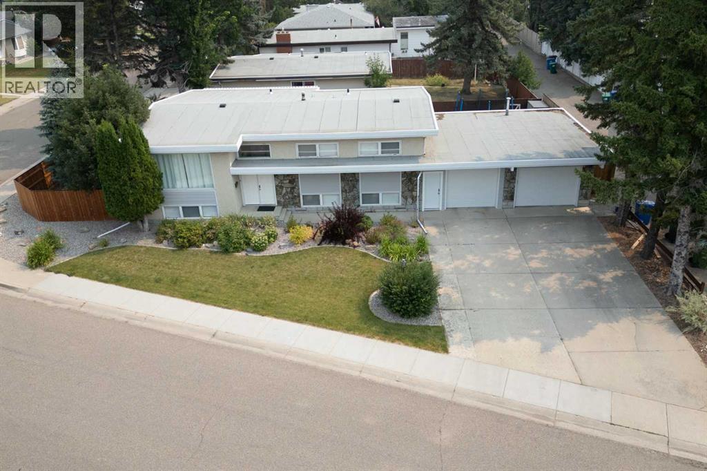 1019 Glacier Drive S - 1