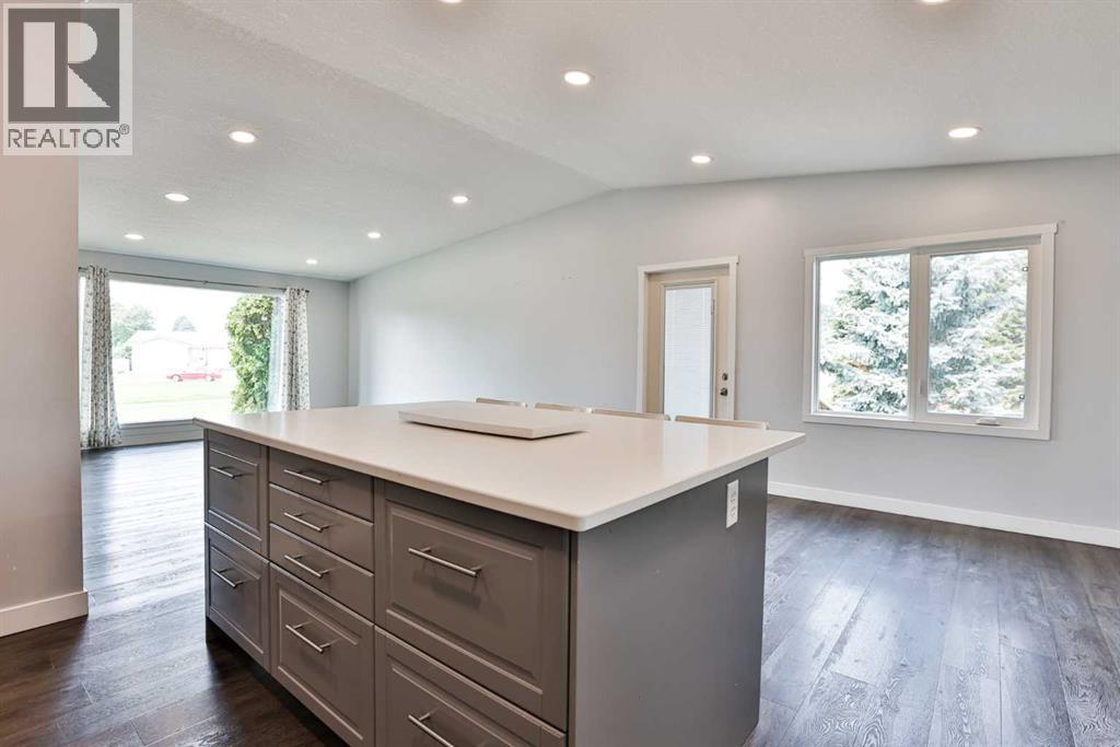 1019 Glacier Drive S - Image 12