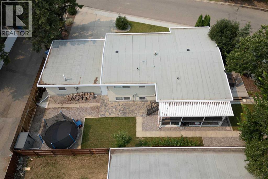 1019 Glacier Drive S - Image 33
