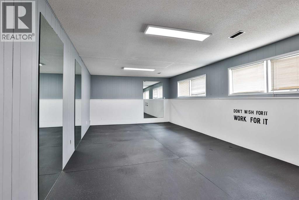 1019 Glacier Drive S - Image 21